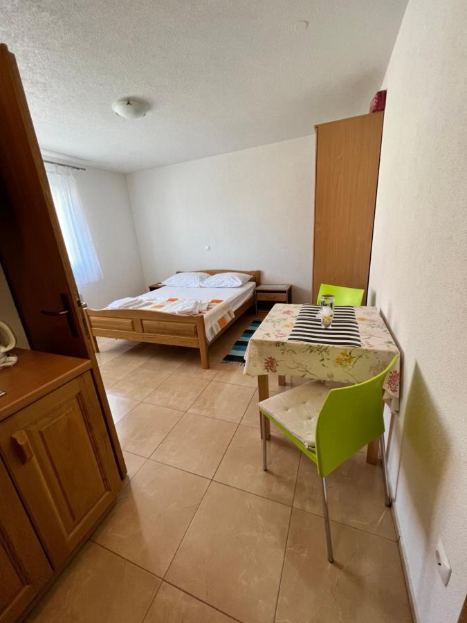 Beslic Apartments Veliko Brdo  Ngoại thất bức ảnh
